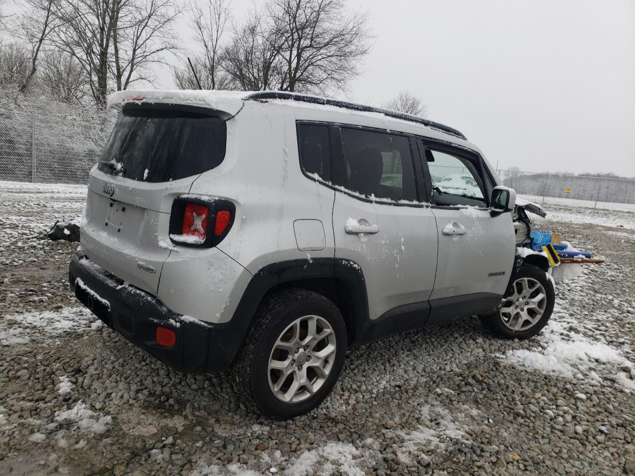 Photo 4 from auction – 2017 JEEP RENEGADE L with VIN ZACCJBBB9HPF55555