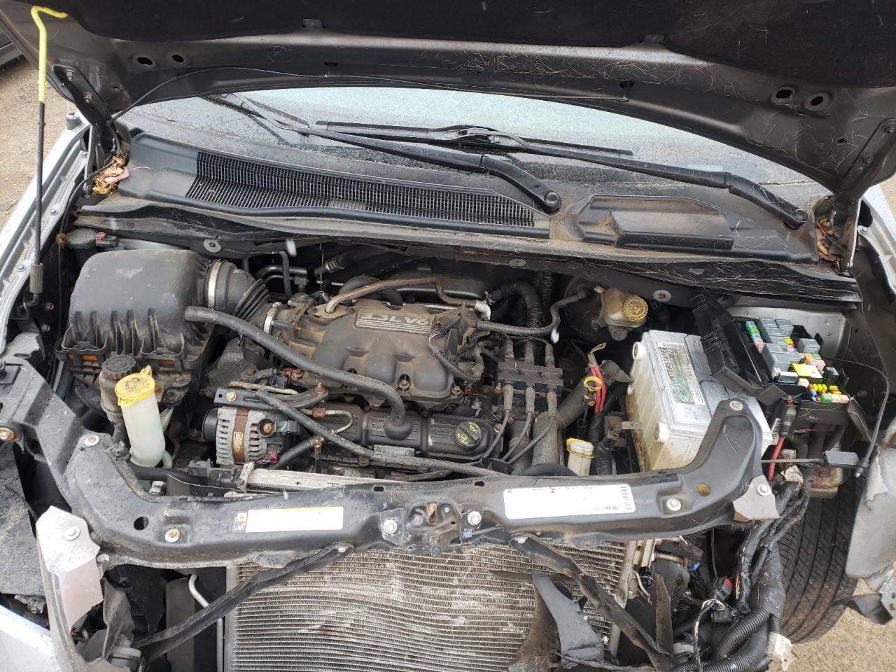 Photo 7 from auction – 2009 DODGE GRAND CARA with VIN 2D8HN44E29R685673