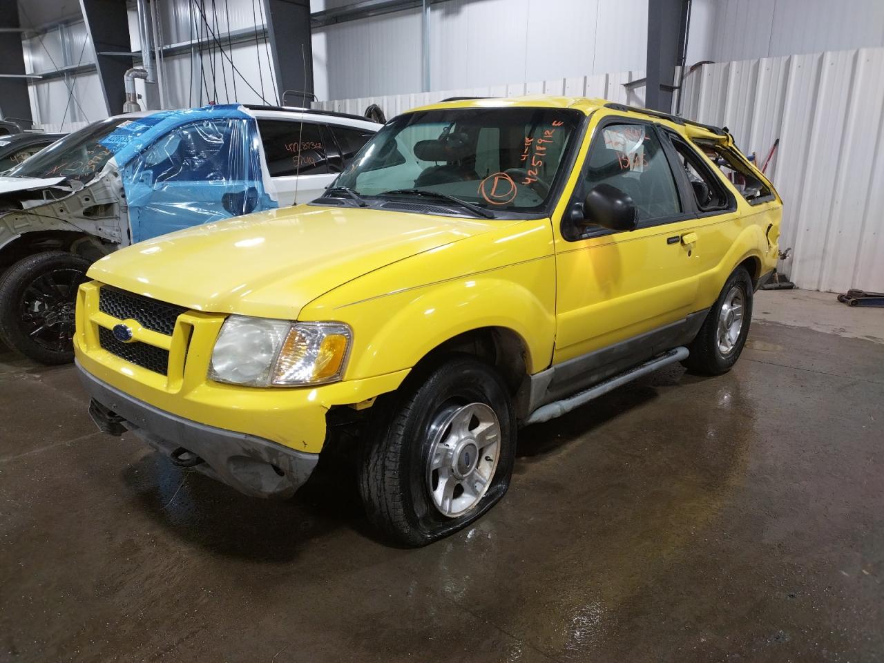 Photo 2 from auction – 2003 FORD EXPLORER S with VIN 1FMZU70E63UA77691