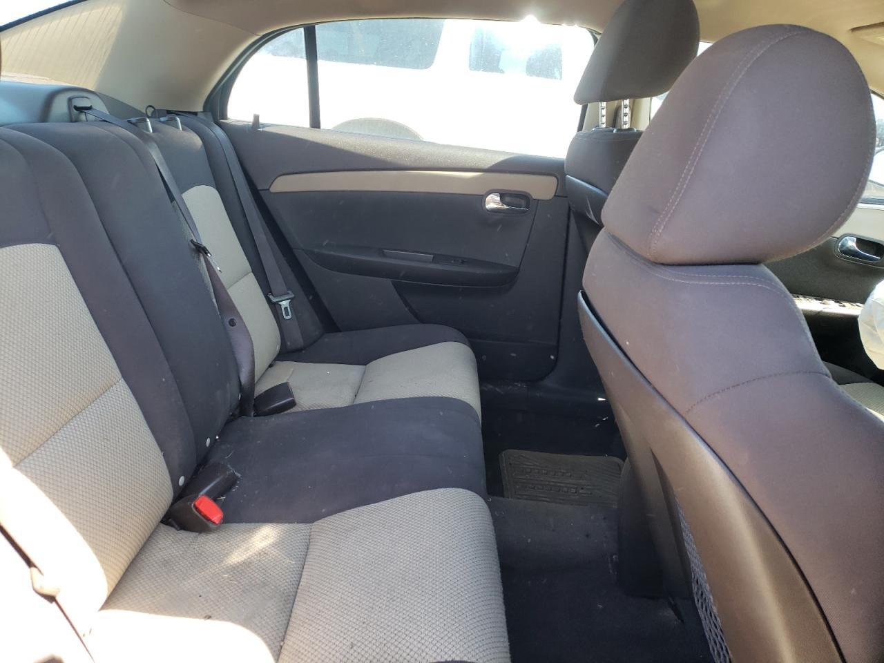 Photo 6 from auction – 2011 CHEVROLET MALIBU LS with VIN 1G1ZB5E14BF258966