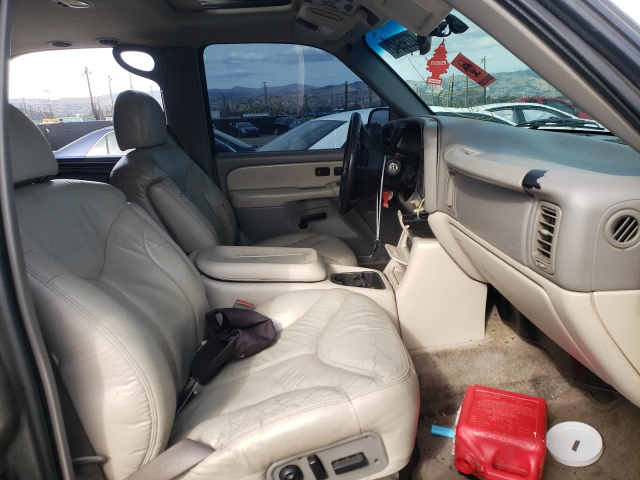 Photo 5 from auction – 2001 GMC YUKON with VIN 1GKEK13T71J188947