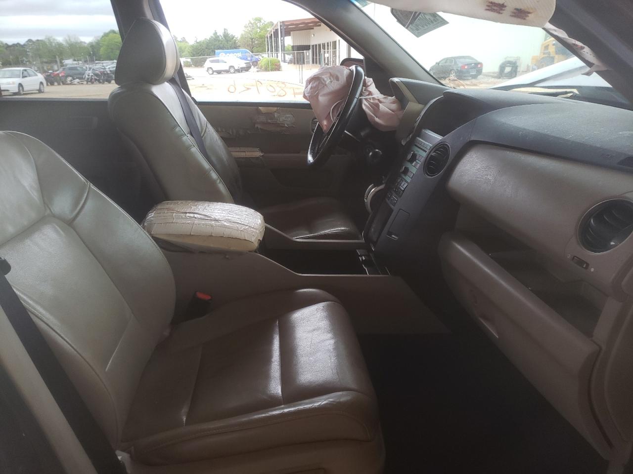 Photo 5 from auction – 2011 HONDA PILOT EXL with VIN 5FNYF4H58BB020932
