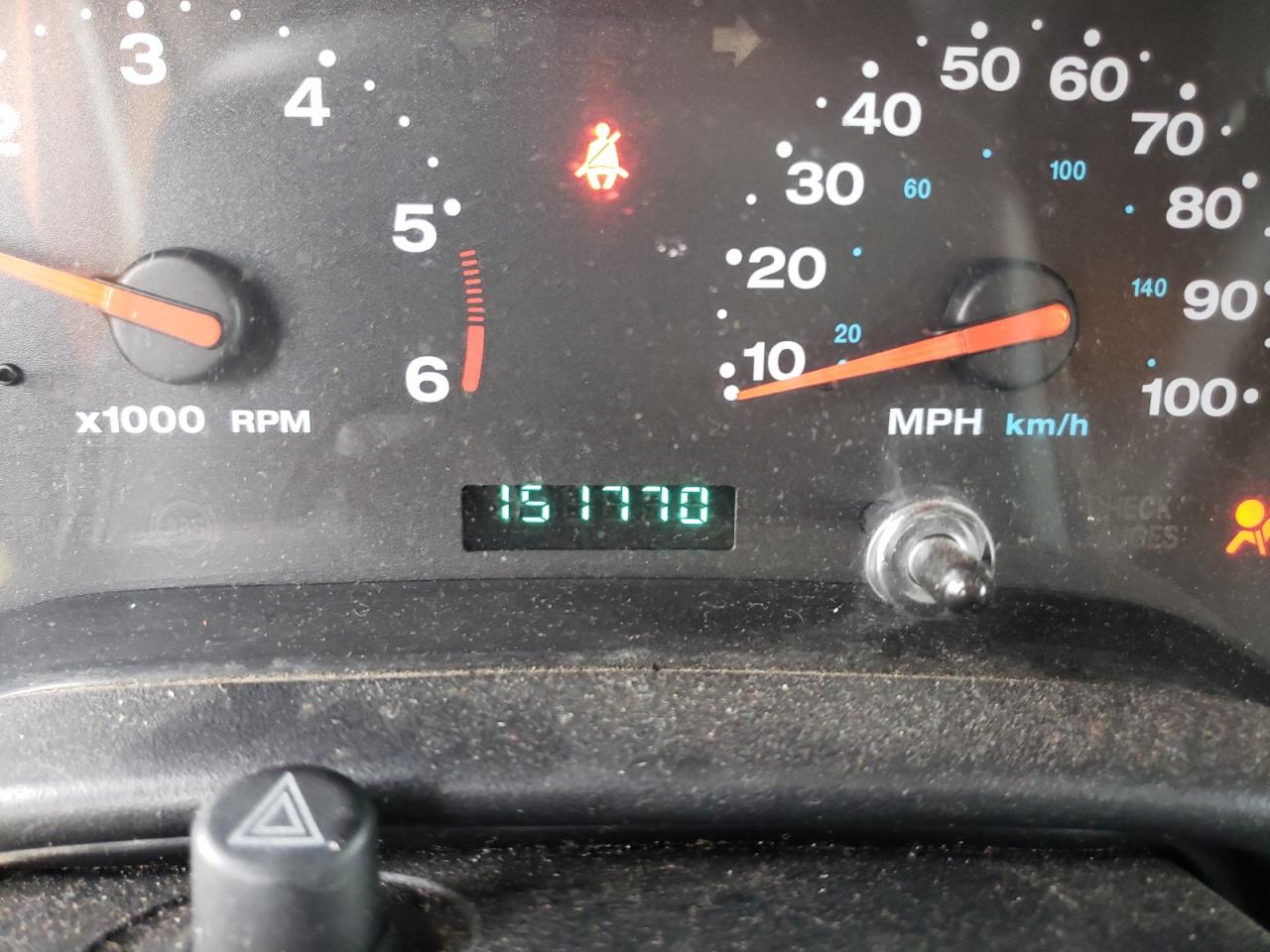 Photo 8 from auction – 2004 JEEP WRANGLER X with VIN 1J4FA39S34P792276