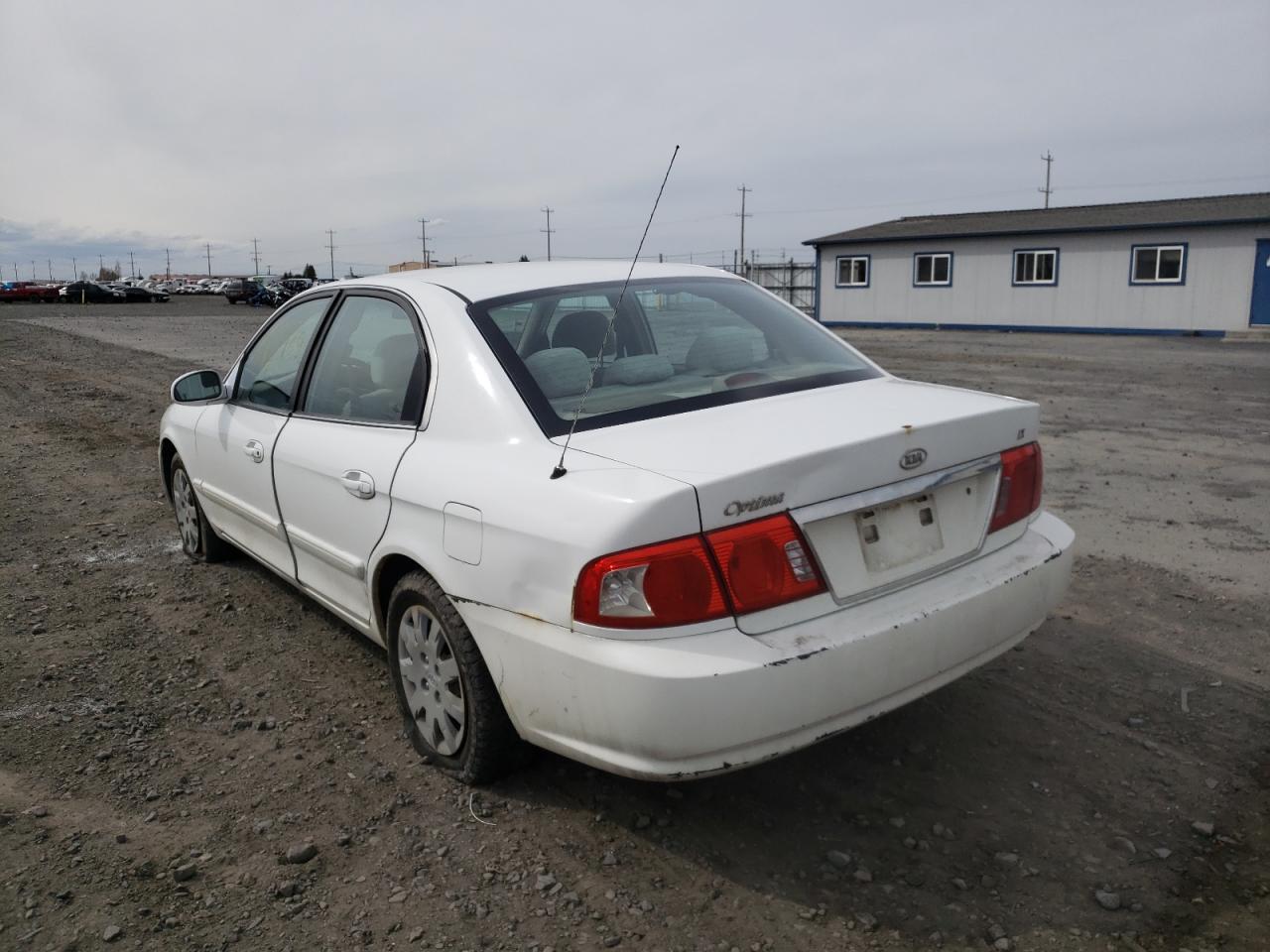 Photo 3 from auction – 2005 KIA OPTIMA LX with VIN KNAGD126055420360
