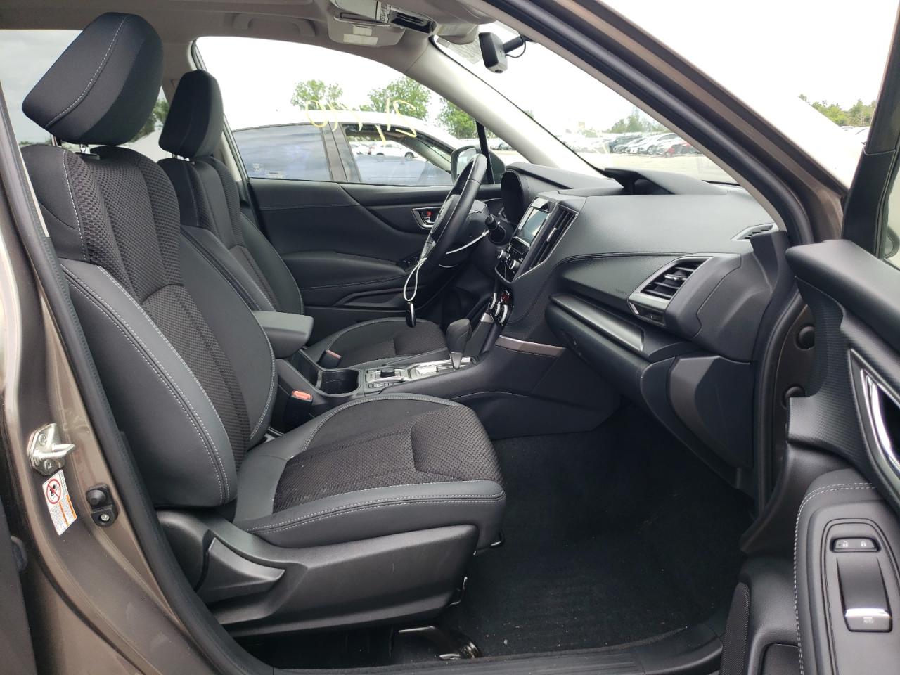 Photo 5 from auction – 2019 SUBARU FORESTER P with VIN JF2SKAGC8KH584372