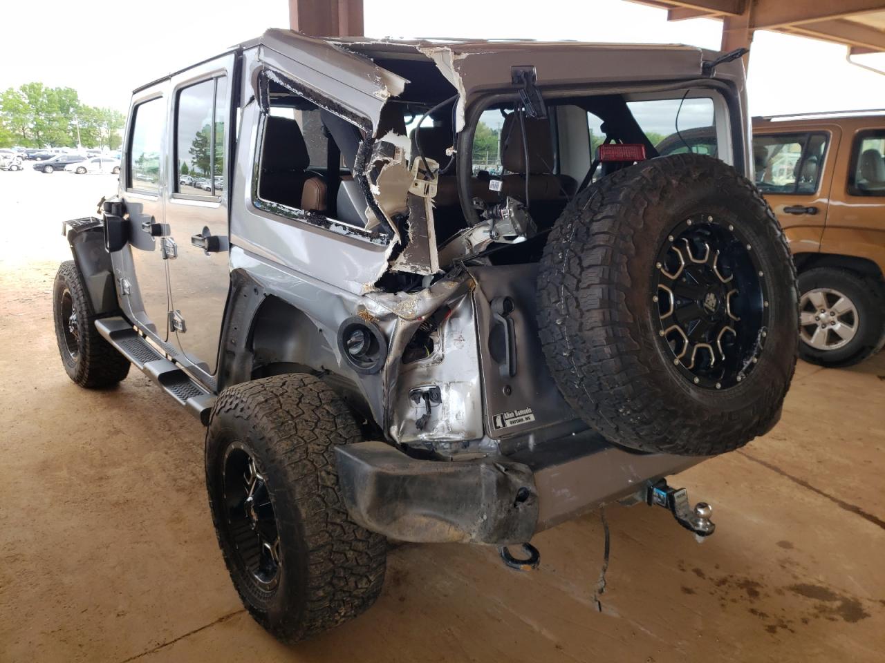 Photo 3 from auction – 2017 JEEP WRANGLER U with VIN 1C4BJWEG4HL601422