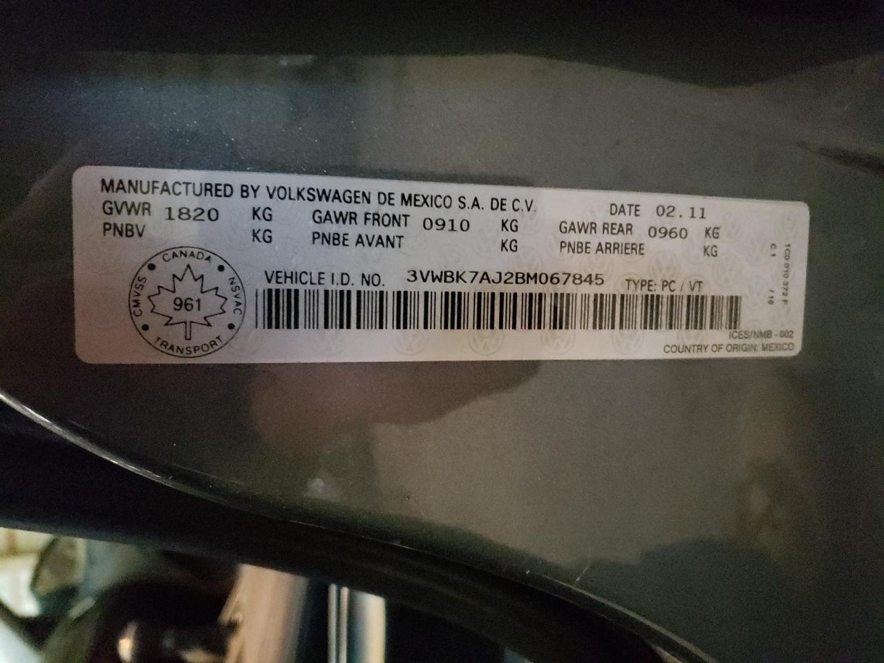 Photo 10 from auction – 2011 VOLKSWAGEN JETTA SE with VIN 3VWBK7AJ2BM067845