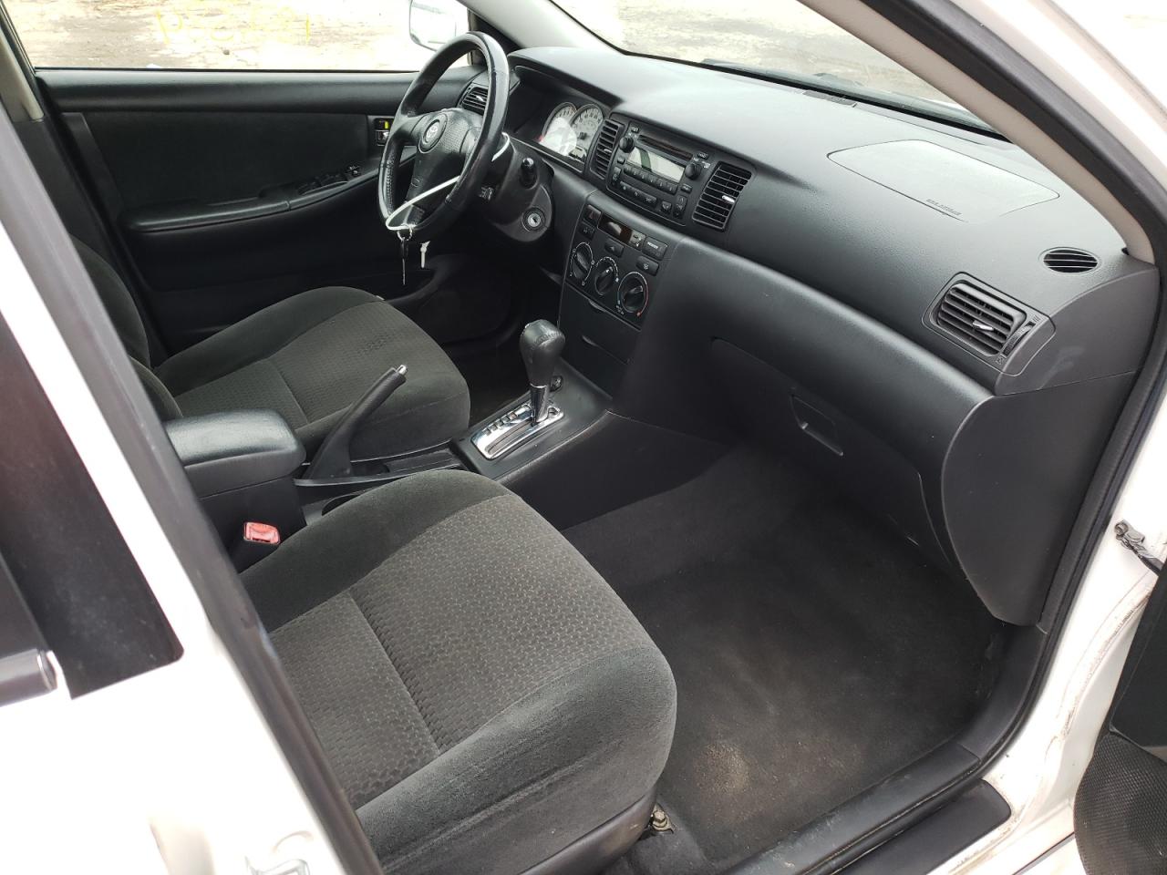 Photo 5 from auction – 2006 TOYOTA COROLLA CE with VIN 1NXBR32E66Z753845