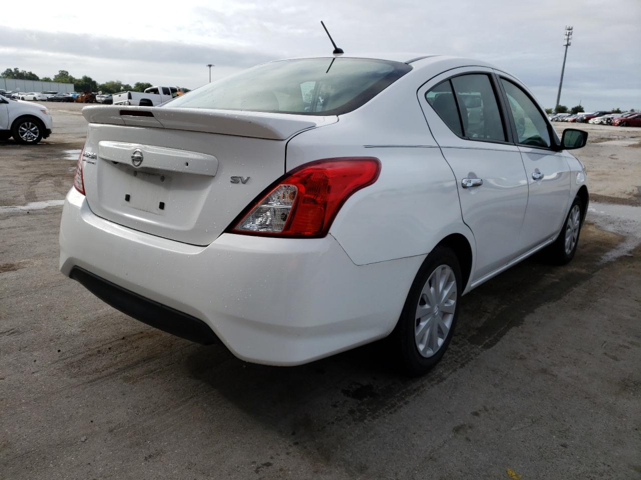 Photo 4 from auction – 2019 NISSAN VERSA S with VIN 3N1CN7AP0KL863666