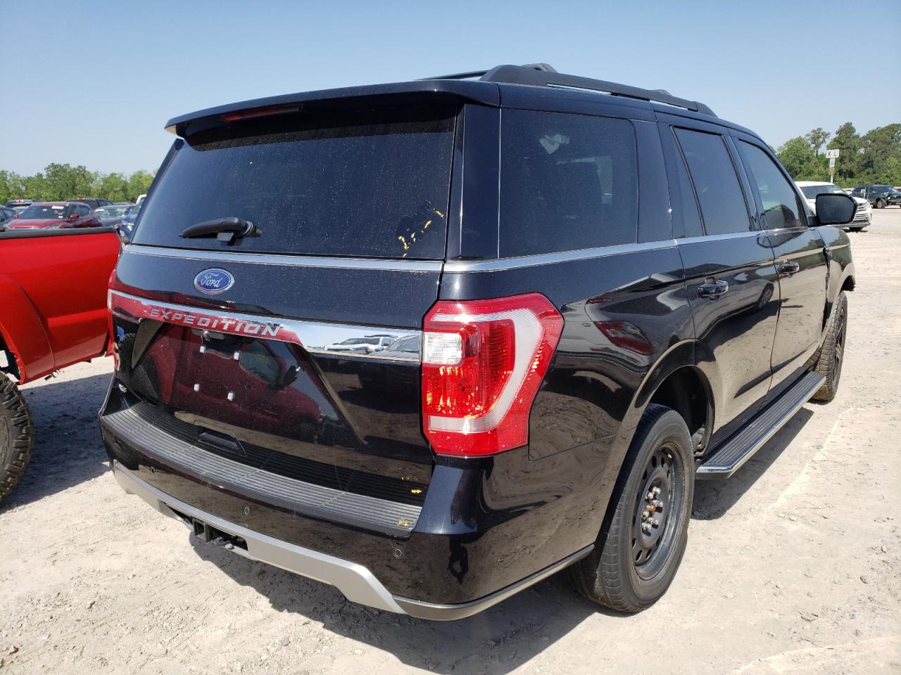 Photo 4 from auction – 2020 FORD EXPEDITION with VIN 1FMJU1HT9LEA34163