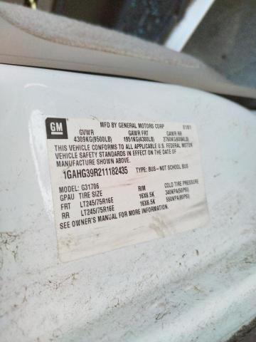 Photo 10 from auction – 2001 CHEVROLET EXPRESS G3 with VIN 1GAHG39R211182435