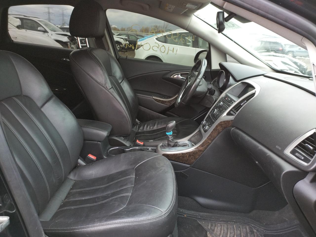 Photo 5 from auction – 2013 BUICK VERANO with VIN 1G4PS5SK8D4158522