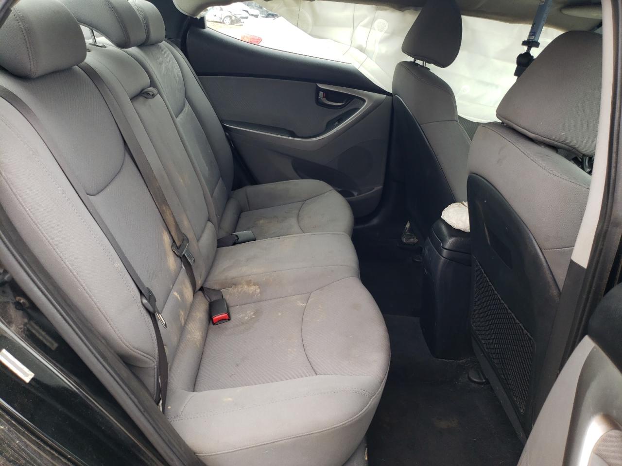 Photo 6 from auction – 2011 HYUNDAI ELANTRA GL with VIN KMHDH4AE4BU081197