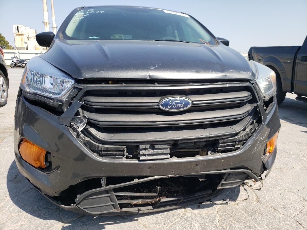 Photo 9 from auction – 2017 FORD ESCAPE S with VIN 1FMCU0F76HUE35319
