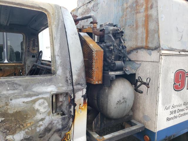 Photo 9 from auction – 2000 FORD F450 SUPER with VIN 1FDXF46F0YEC41745