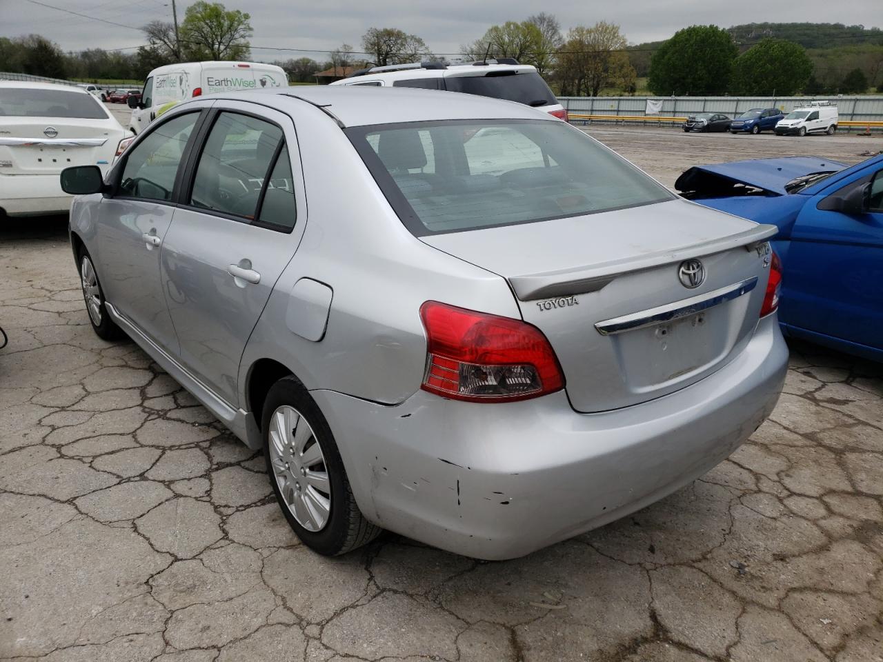 Photo 3 from auction – 2007 TOYOTA YARIS with VIN JTDBT923X71086949
