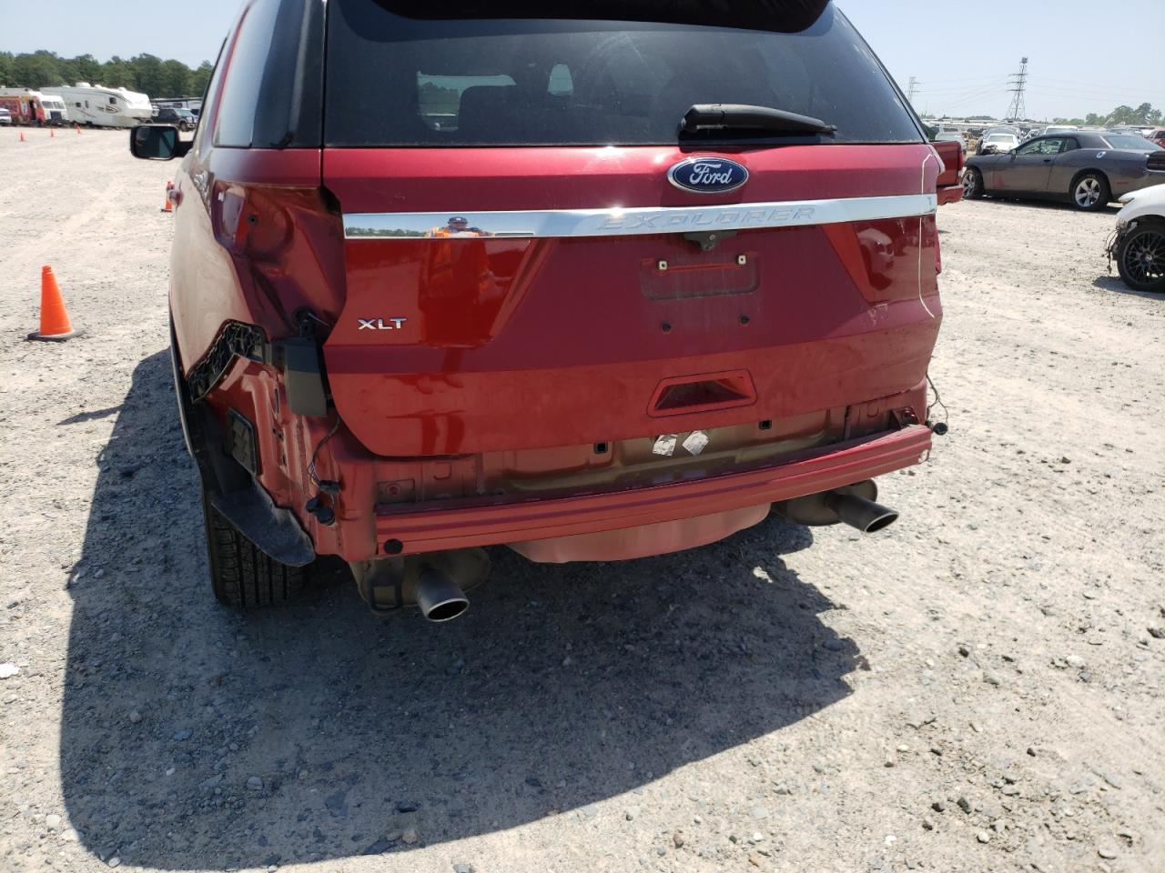 Zdjęcie 9 z aukcji – 2017 FORD EXPLORER X z VIN 1FM5K7D83HGB30314