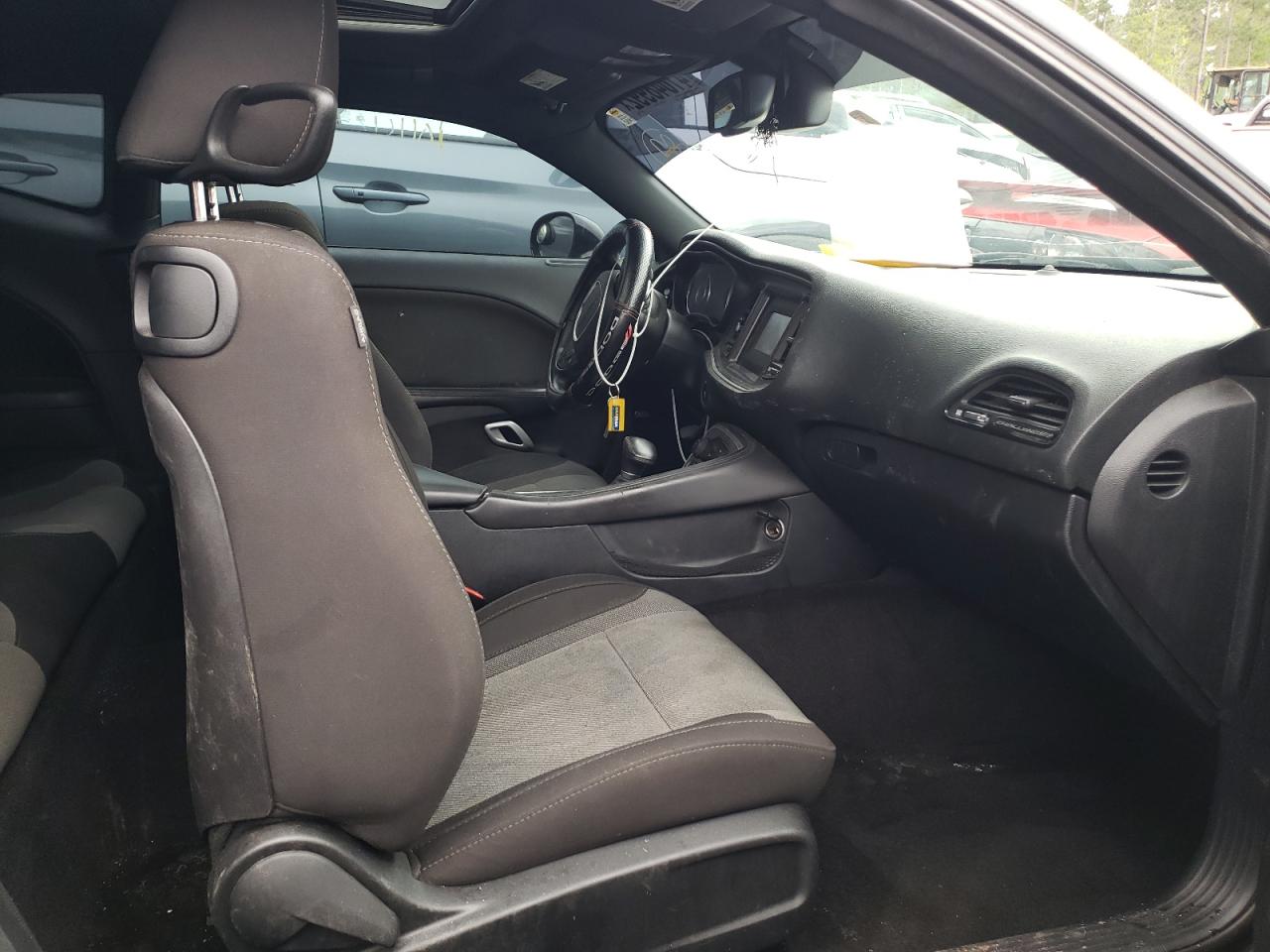 Photo 20 from auction – 2015 DODGE CHALLENGER with VIN 2C3CDZAG3FH775533