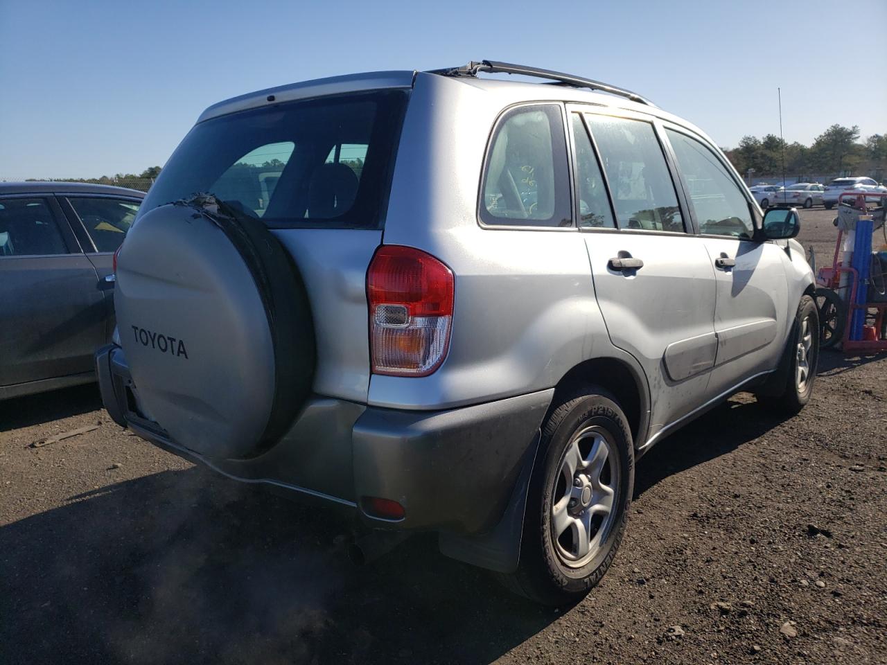 Photo 4 from auction – 2003 TOYOTA RAV4 with VIN JTEGH20V430120026