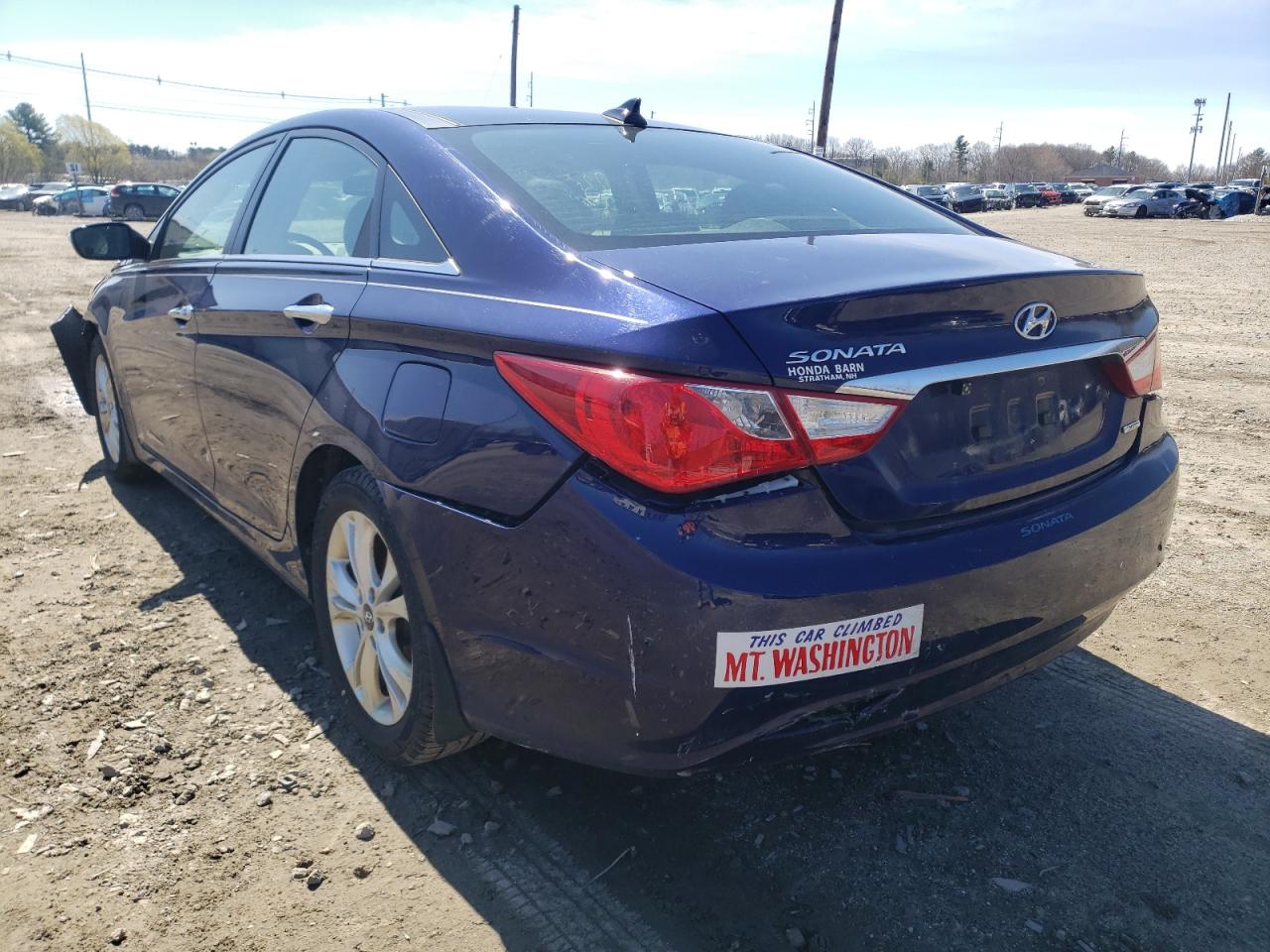 Photo 3 from auction – 2012 HYUNDAI SONATA SE with VIN 5NPEC4AC1CH422444