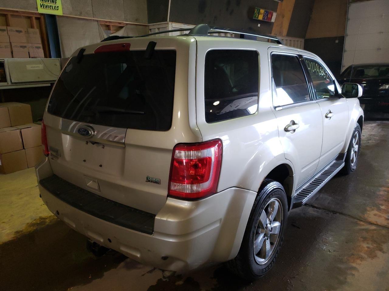 Photo 4 from auction – 2011 FORD ESCAPE with VIN 1FMCU9EG6BKB12302
