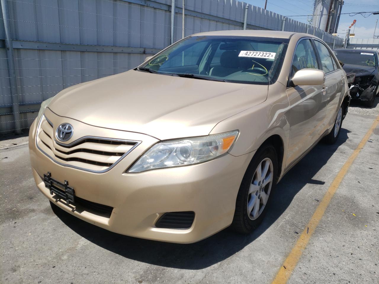 Photo 2 from auction – 2011 TOYOTA CAMRY BASE with VIN 4T1BF3EK1BU226493