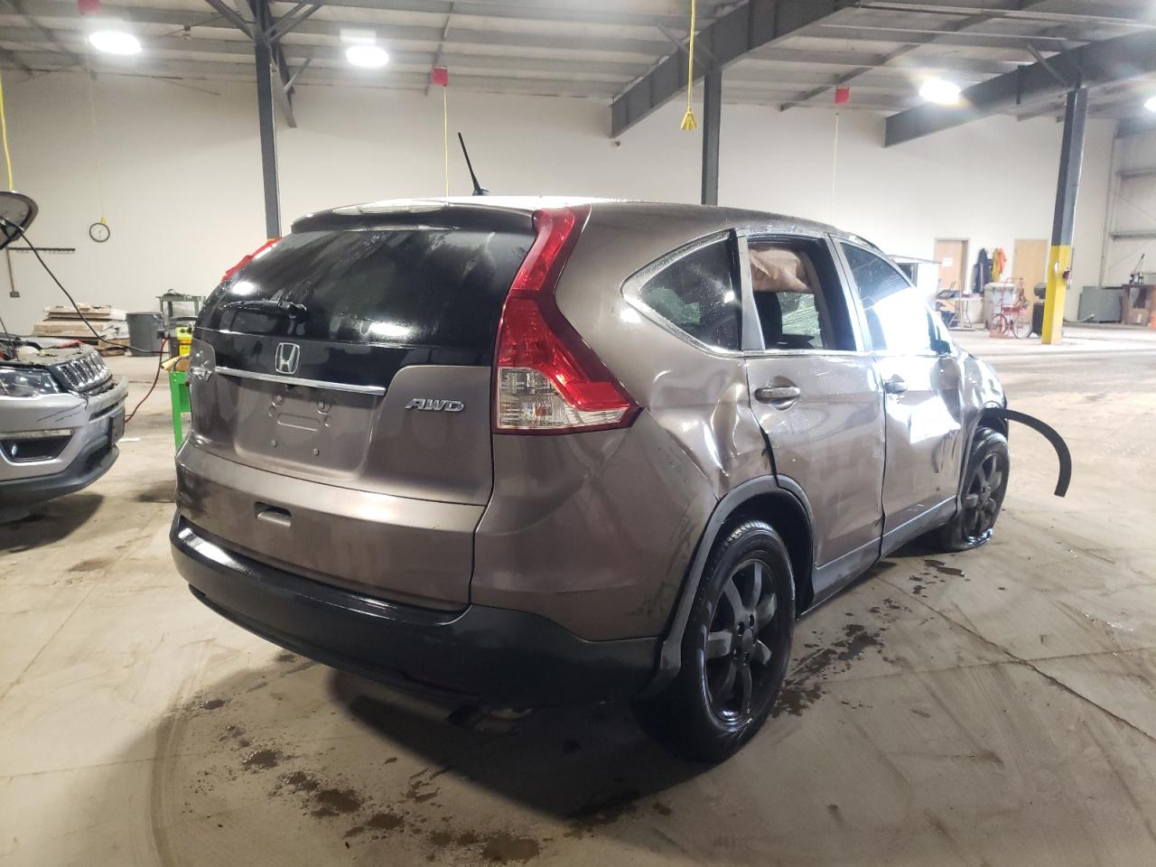 Photo 4 from auction – 2014 HONDA CR-V EX with VIN 5J6RM4H52EL004683