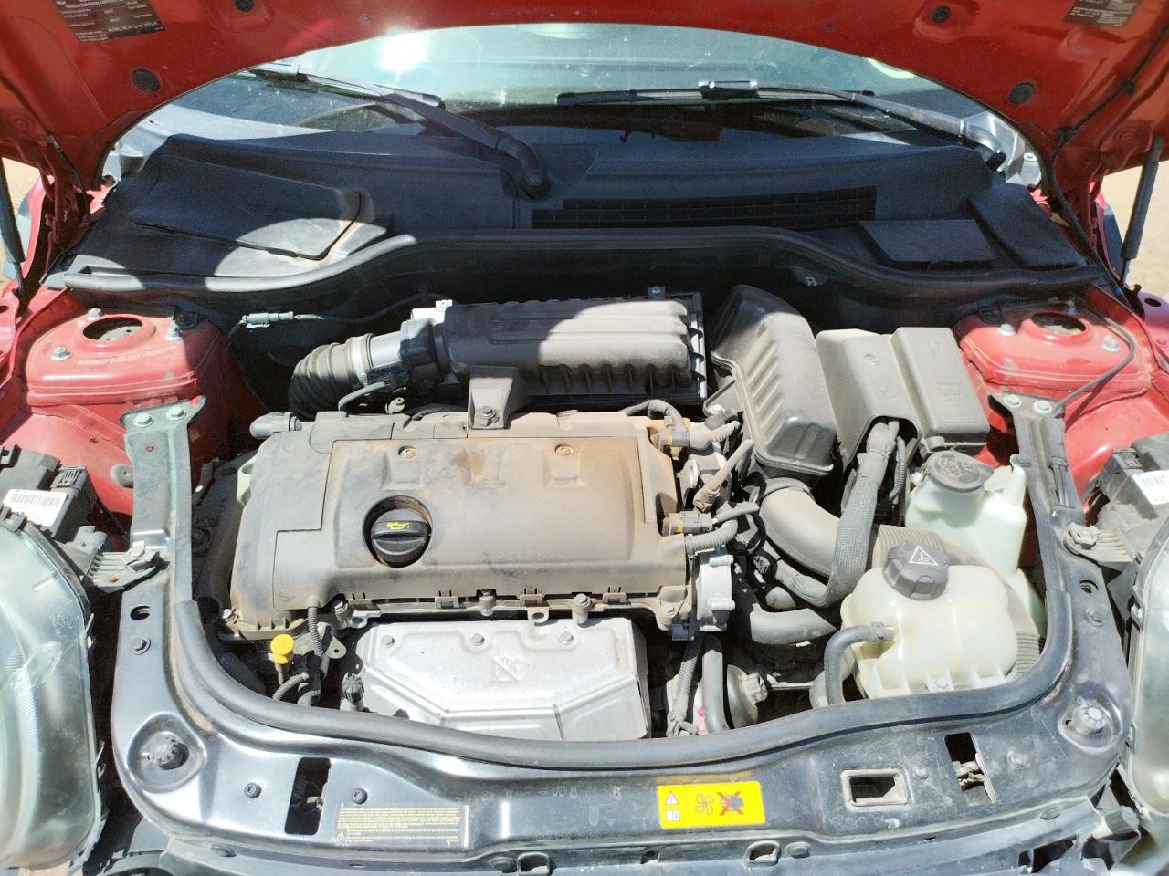 Фото 7 с аукциона – 2014 MINI COOPER CLU с VIN WMWZF3C52ET492869
