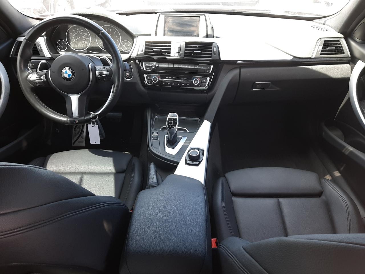 Photo 9 from auction – 2018 BMW 330 I with VIN WBA8B9G54JNV00554