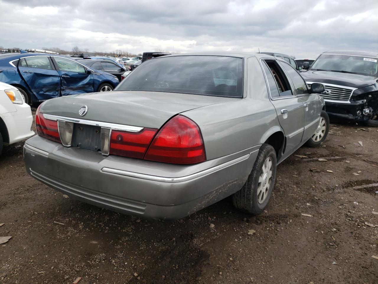 Photo 4 from auction – 2003 MERCURY GRAND MARQ with VIN 2MEFM75WX3X671846