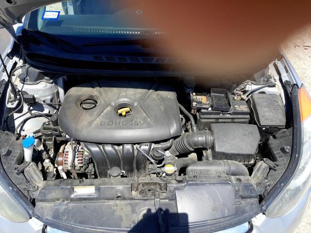 Photo 7 from auction – 2012 HYUNDAI ELANTRA GL with VIN 5NPDH4AE3CH124315