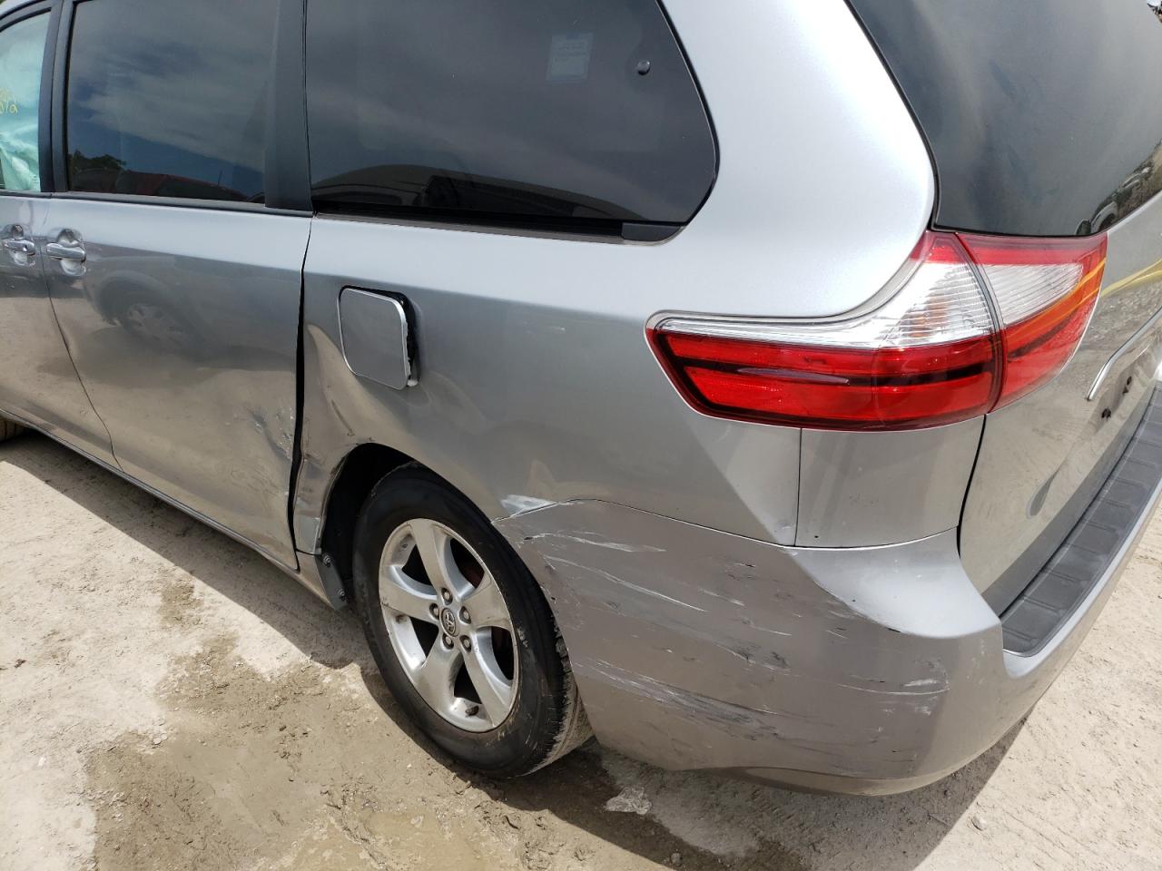 Photo 9 from auction – 2017 TOYOTA SIENNA LE with VIN 5TDKZ3DC5HS852860