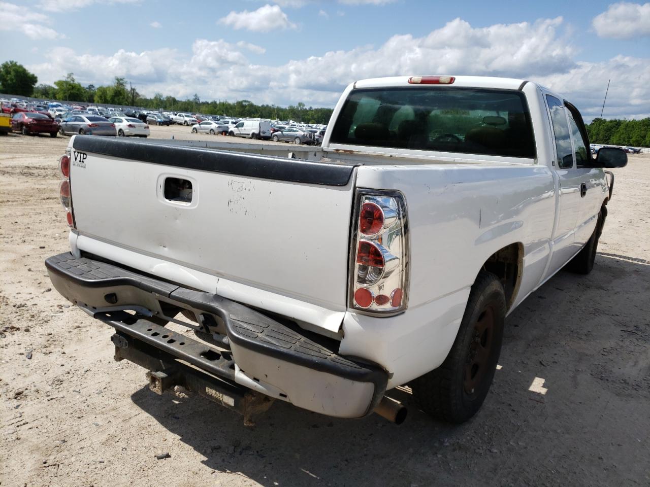 Photo 4 from auction – 2004 CHEVROLET SILVERADO with VIN 1GCEC19X94Z313150