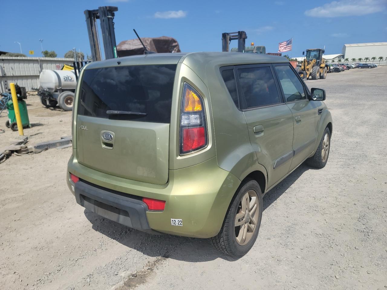 Zdjęcie 4 z aukcji – 2010 KIA SOUL + z VIN KNDJT2A27A7146475
