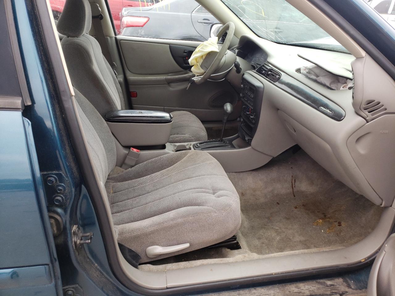 Photo 5 from auction – 2003 CHEVROLET MALIBU with VIN 1G1ND52J53M680481