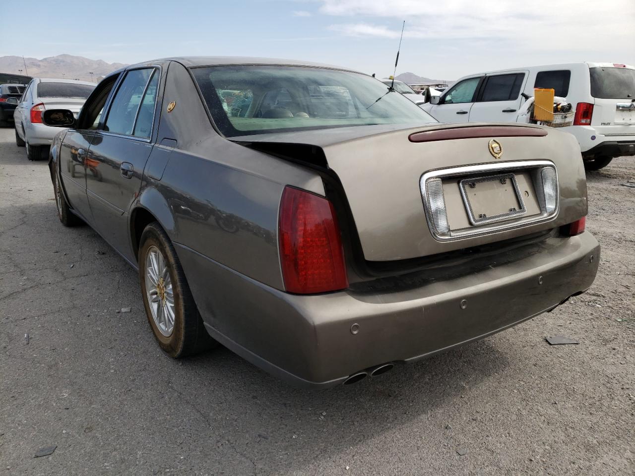 Photo 3 from auction – 2001 CADILLAC DEVILLE with VIN 1G6KD54Y31U183174