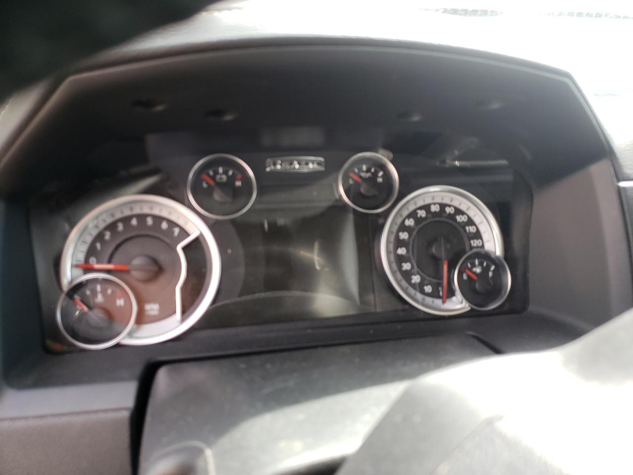 Photo 13 from auction – 2017 RAM 1500 SPORT with VIN 3C6JR6CT2HG622293