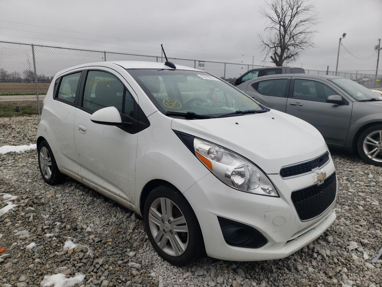 CHEVROLET SPARK 1LT 2015 with VIN KL8CD6S94FC737105 - Photo from auction