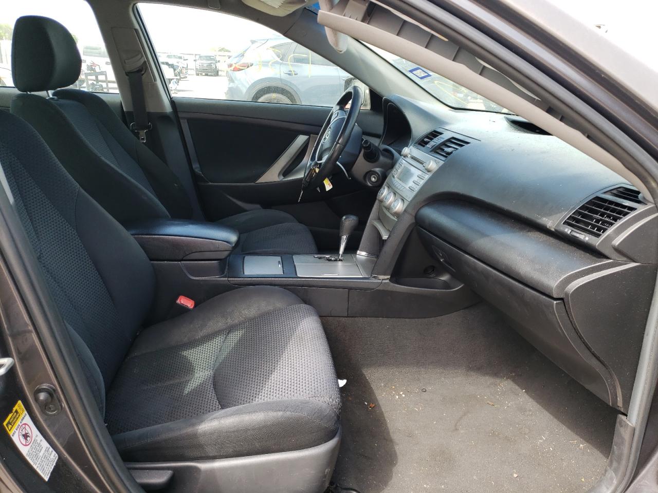 Photo 5 from auction – 2010 TOYOTA CAMRY BASE with VIN 4T1BF3EK5AU571055