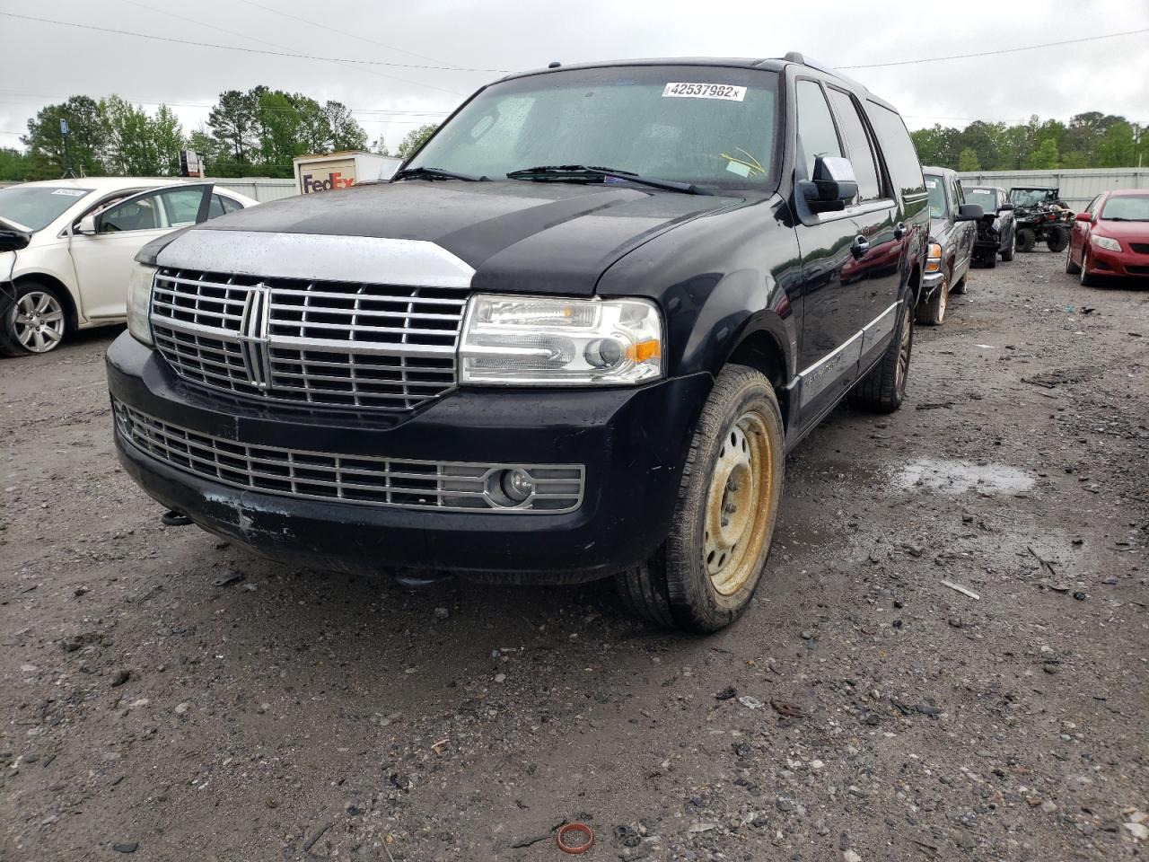 Photo 2 from auction – 2007 LINCOLN NAVIGATOR with VIN 5LMFL28557LJ12081