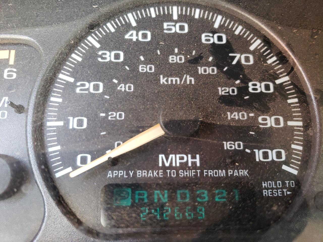 Photo 8 from auction – 2002 GMC SIERRA K25 with VIN 1GTHK23G02F155648