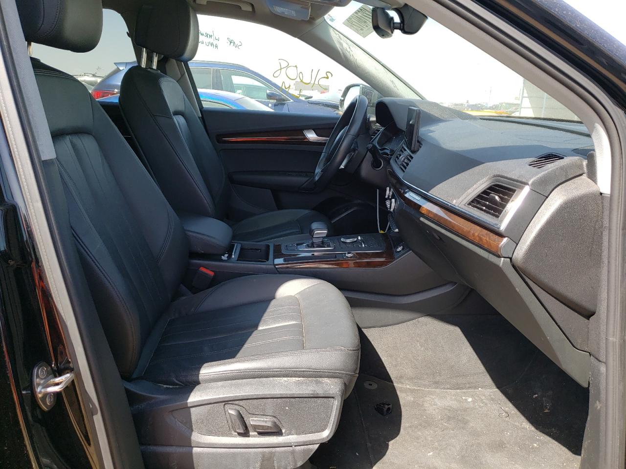 Photo 5 from auction – 2019 AUDI Q5 PREMIUM with VIN WA1ANAFY9K2108224