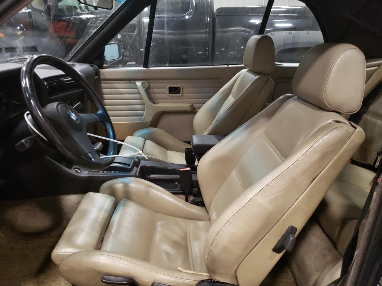 Photo 5 from auction – 1987 BMW 325 I AUTO with VIN WBABB2303H1941004