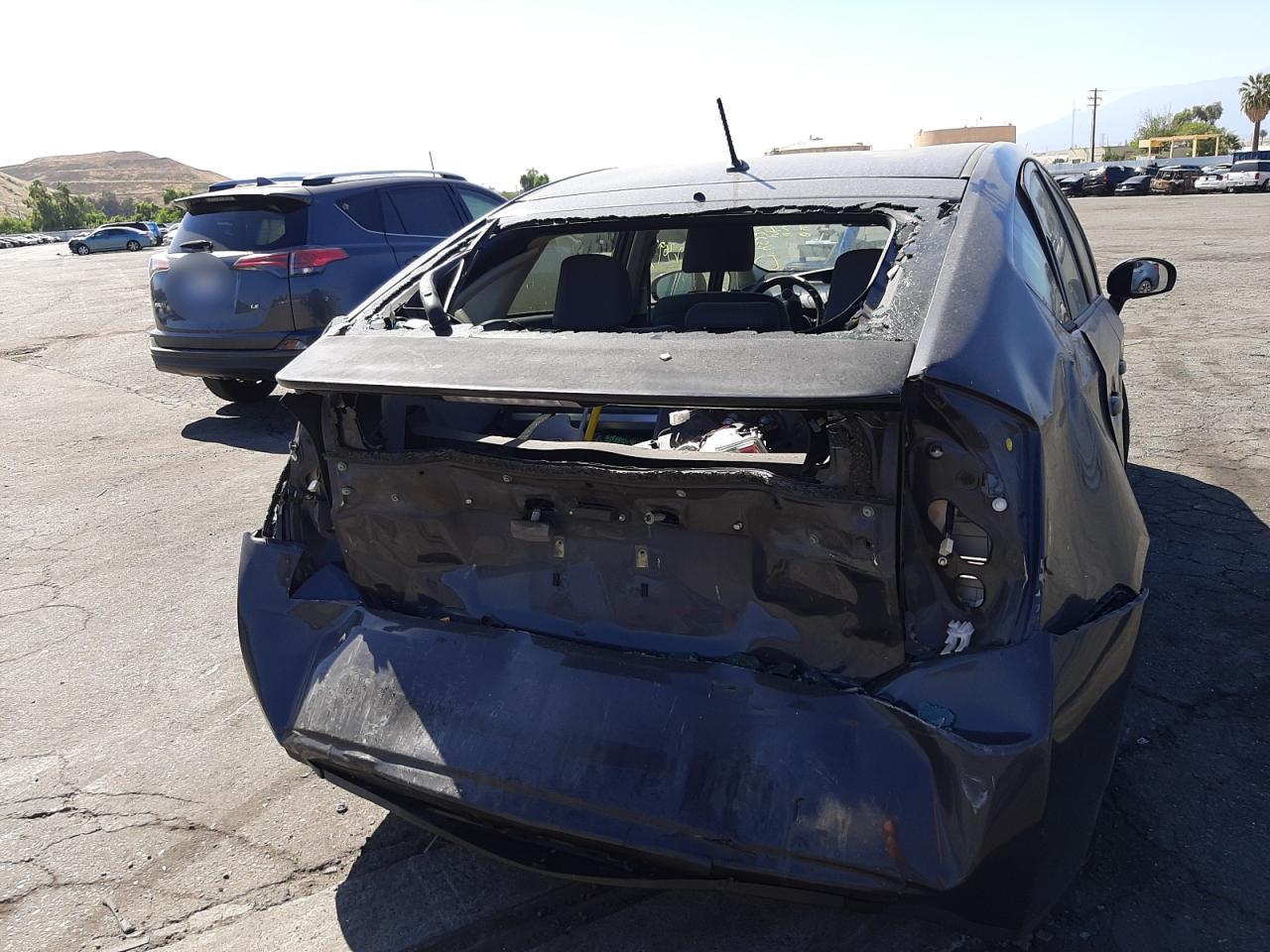 Photo 9 from auction – 2013 TOYOTA PRIUS with VIN JTDKN3DU6D5671111
