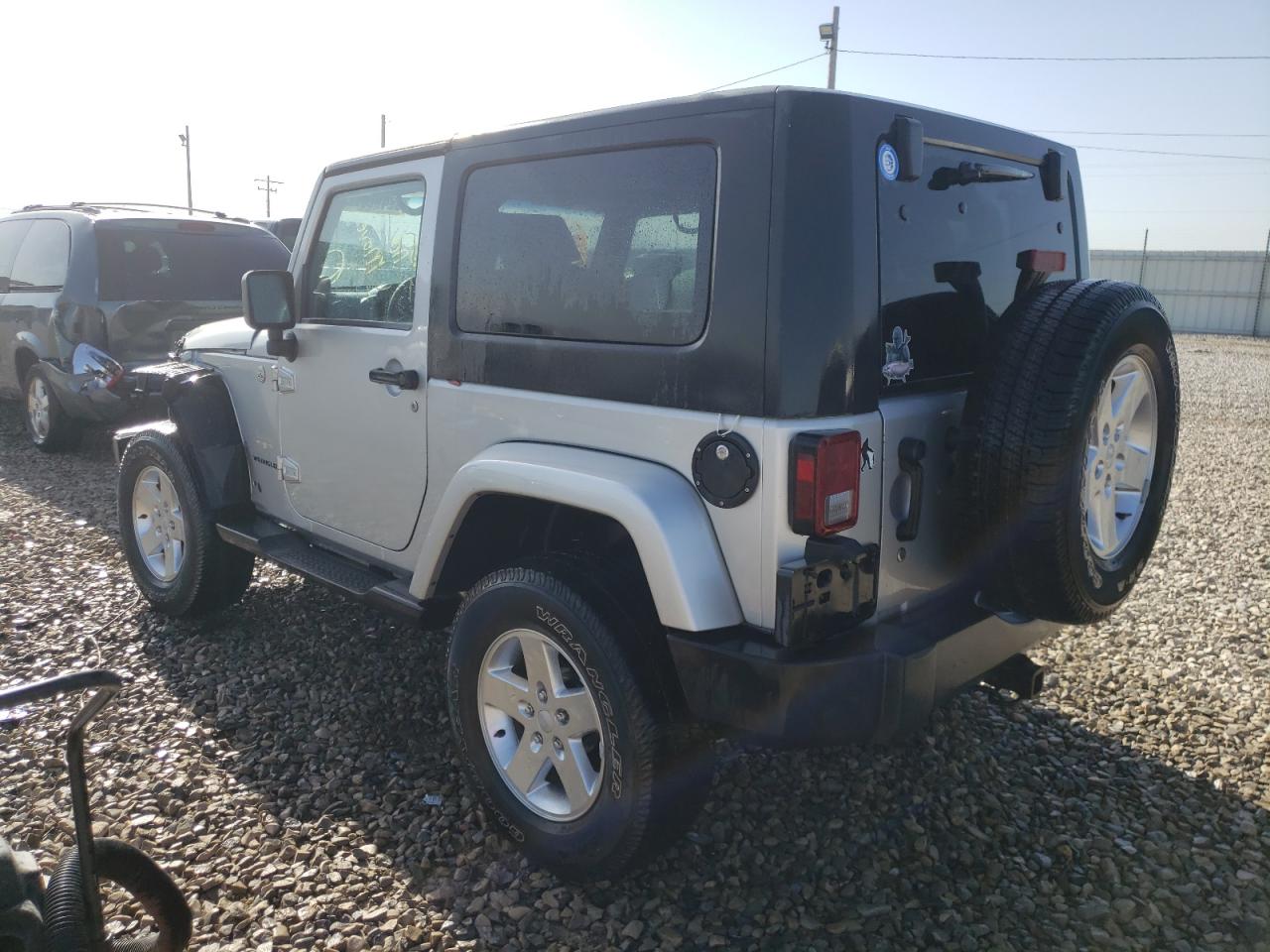 Photo 3 from auction – 2007 JEEP WRANGLER S with VIN 1J4FA54117L219592