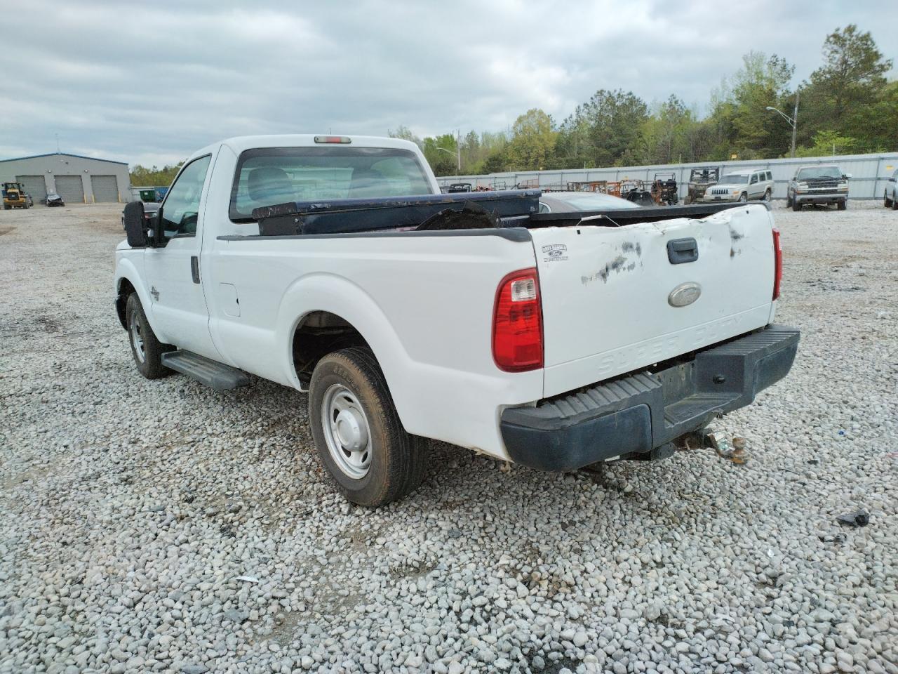 Photo 3 from auction – 2011 FORD F250 SUPER with VIN 1FTBF2AT8BEC56324