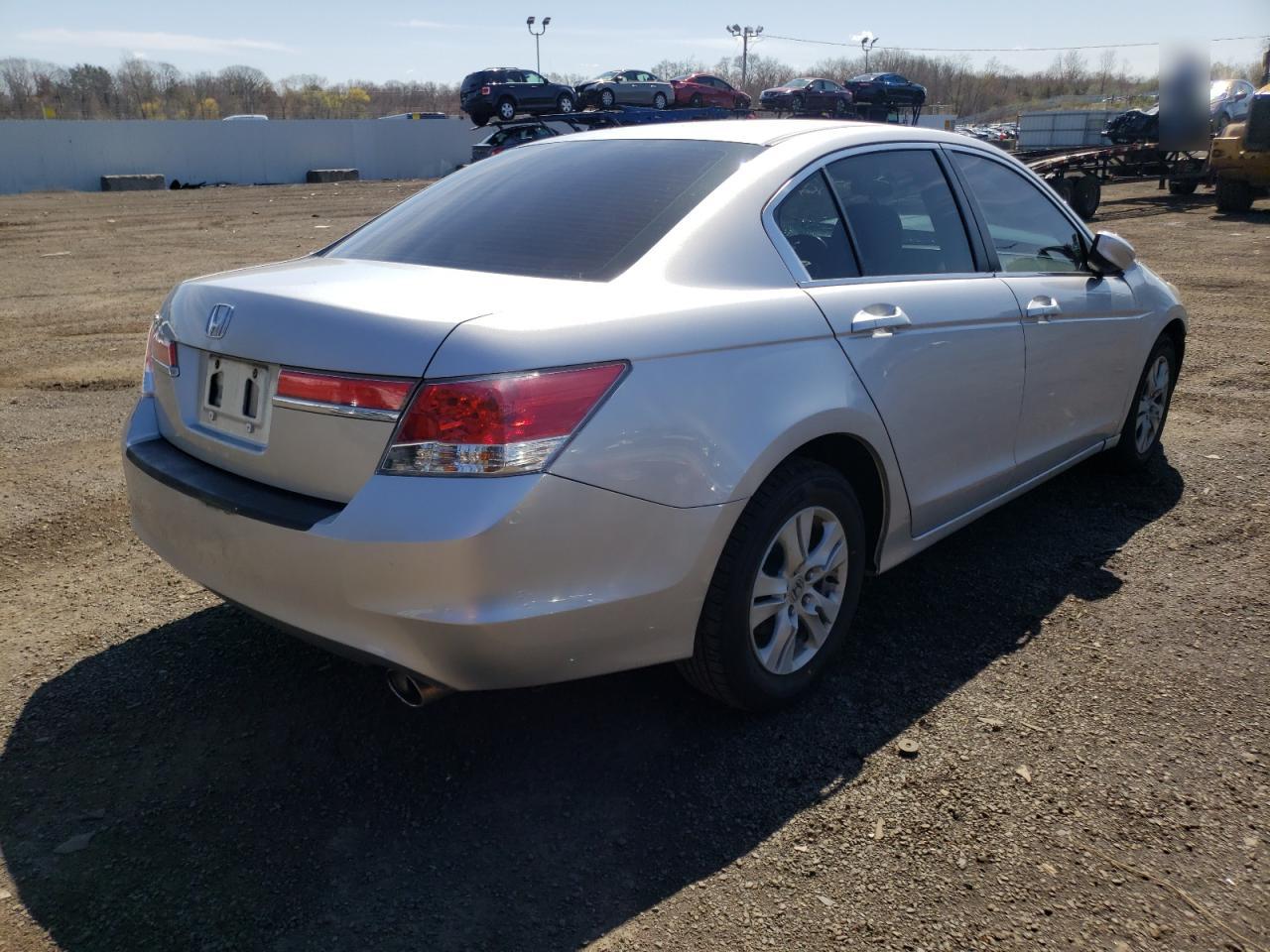 Photo 4 from auction – 2012 HONDA ACCORD LXP with VIN 1HGCP2F41CA072503