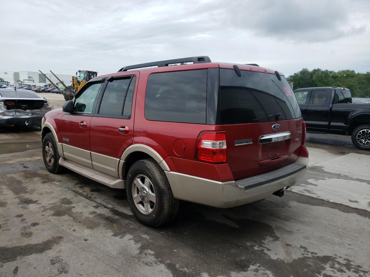 Photo 3 from auction – 2007 FORD EXPEDITION with VIN 1FMFU17577LA42174