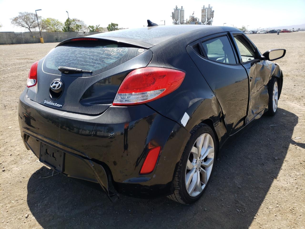 Photo 4 from auction – 2013 HYUNDAI VELOSTER with VIN KMHTC6AD3DU169402
