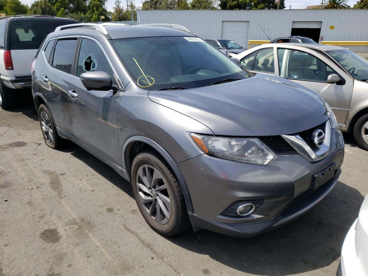 NISSAN ROGUE S 2016 with VIN 5N1AT2MV2GC795246 - Photo from auction